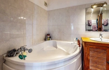  3 pièces avec terrasse, pkg et poss garage – NICE /LANTERNE