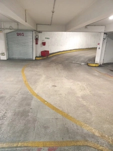 Place de parking en sous-sol sécurisé