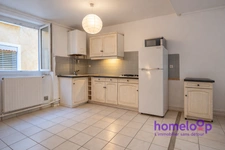 EXCLUSIVITÉ-Lyon Ainay -T3 traversant-67 m²-fort potentiel