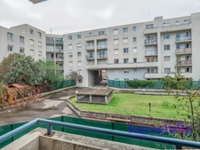 En exclusivité - Lyon8-Quartier Villon-T2-50m2-Balcon-Parking