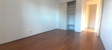 Appartement T3 climatisé  de 72m² avec joli balcon, 2 places de parking