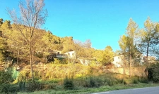 Terrain constructible + de 310 m2 + étage avec vue dégagée à Vins-sur-Caramy – Emplacement idéal