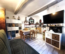 SOUS OFFRE ACCEPTEE : Maison de village provençale T3 - avec cave