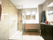 Superbe T3 récent et lumineux avec grande terrasse plein Sud AU CALME + garage et parking 