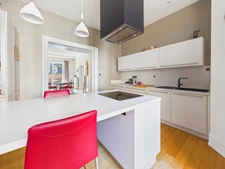 APPARTEMENT DE CARACTERE ALLIANT CHARME, CONFORT ET EMPLACEMENT D'EXCEPTION - 179 m²