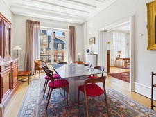 APPARTEMENT DE CARACTERE ALLIANT CHARME, CONFORT ET EMPLACEMENT D'EXCEPTION - 179 m²