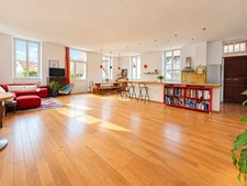 GEISPO – Esprit loft, 5 chambres & 82 m² de pièce de vie