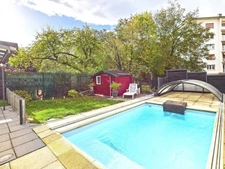 Grande maison avec piscine chauffée & studio – Parfaite pour famille !