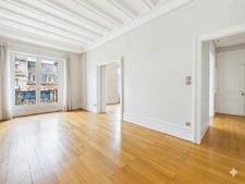 APPARTEMENT D'EXCEPTION DANS UN IMMEUBLE HISTORIQUE