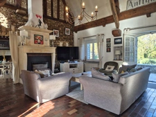LONGÈRE DE CARACTÈRE – 370 m² – CHARME & AUTHENTICITÉ