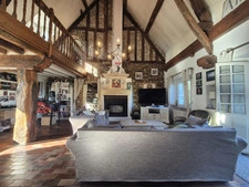 LONGÈRE DE CARACTÈRE – 370 m² – CHARME & AUTHENTICITÉ