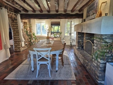 LONGÈRE DE CARACTÈRE – 370 m² – CHARME & AUTHENTICITÉ