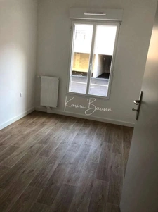 Epernon–F3 LUMINEUX NEUF-JARDIN-PARKING-PETITE COPROPRIETE-CALME