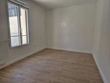Epernon–F3 LUMINEUX-JARDIN-PARKING-PETITE COPROPRIETE-CALME