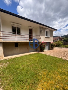 Maison  6 pièces 88 m²