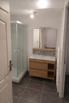 Idéal Investisseur- Maison divisé en 2 logements- Bourges