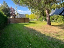 Grande parcelle à bâtir en plein cœur de Sautron<span></span>Terrain viabilisé dans un environnement calme<span></span>Sautron