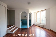 Villa  10 pièces  6 chambres  300 m² - Sèvres