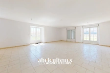 Proche de Senlis, maison neuve denviron 176 m2