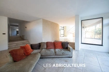 Villa  10 pièces  6 chambres  300 m² - Sèvres