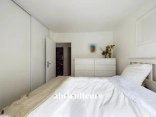 Appartement Lumineux - Dernier Étage - Proximité de la Mairie - 92120 Montrouge