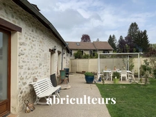 SACLAS / ETAMPES<span></span>MAISON AVEC ACCES RIVIERE ET STUDIO INDÉPENDANT<span></span>6 PIECES<span></span>5 CHAMBRES<span></span>200 M2<span></span>368.000 €