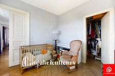 Appartement - 3 pièces - 2 chambres - 70 m² - Paris 1