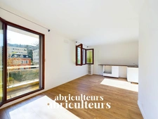 SEVRES – STUDIO AVEC BALCON– 1 PIECE – 27 M2 – 200 000 €