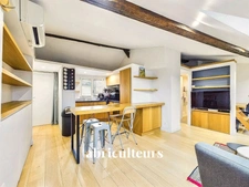 Coup de cœur - Appartement 2 pièces de 50 m² (39 m² Carrez) - Lumineux et optimisé avec balcon et mezzanine - Rue des Halles, Paris 1er
