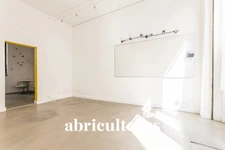 PARIS 12 / QUARTIER QUINZE-VINGTS<span></span>LOCAL COMMERCIAL<span></span>70 M2<span></span>610.000 €