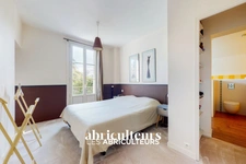 Belle demeure de caractère - 10 pièces - 280 m² - 888 000