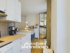 PARIS 7EME / QUARTIER GROS CAILLOU– STUDIO  – 22,5 M2  – 305 000€