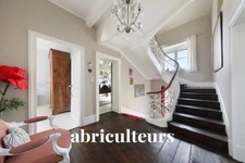 MONTARGIS / CENTRE VILLE - MAISON - 9 PIECES - 7 CHAMBRES - 240 M2 - 495.000 €