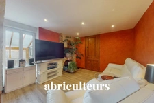 FREVILLE-DU-GATINAIS / BELLEGARDE<span></span>MAISON<span></span>7 PIECES<span></span>5 CHAMBRES<span></span>230 M2<span></span>298.000 €