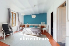 VILLEMOUTIERS / PROCHE MONTARGIS<span></span>MAISON LONGERE RENOVEE<span></span>8 PIECES<span></span>5 CHAMBRES<span></span>360 M2<span></span>375.000 €