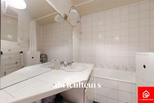 Appartement - 3 pièces - 2 chambres - 70 m² - Paris 1