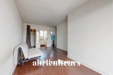 PARIS 15 / SAINT LAMBERT CONVENTION<span></span>STUDIO AVEC BALCON<span></span>1 PIECE<span></span>24 M2<span></span>290.000 €