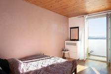 Appartement lumineux de 65m2 avec 3 chambres et balcon à Marseille