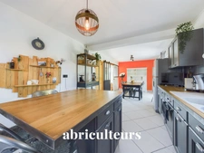 AMILLY<span></span>MAISON<span></span>6 PIÈCES <span></span>4 CHAMBRES<span></span>168 M2<span></span>298.500 €