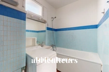 PARIS 15 / SAINT LAMBERT CONVENTION<span></span>STUDIO AVEC BALCON<span></span>1 PIECE<span></span>24 M2<span></span>290.000 €