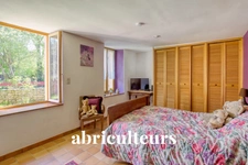 NIBELLE<span></span>MAISON 9 PIECES<span></span>7 CHAMBRES<span></span>PISCINE<span></span>315 M2<span></span>400.000 €