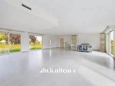 FREVILLE-DU-GATINAIS - MAISON RECENTE ET TERRAIN CONSTRUCTIBLE - 153 m2 - 195.000 €