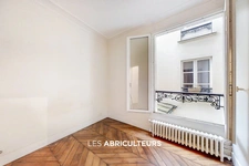 Appartement<span></span>2/3 pièces<span></span>47 m²<span></span>Paris 9 / Saint Georges