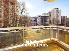 SEVRES – STUDIO AVEC BALCON– 1 PIECE – 27 M2 – 200 000 €