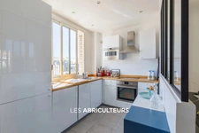 Appartement<span></span>2 pièces<span></span>1 chambre<span></span>52 m2<span></span>Clichy