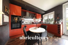 MONTARGIS / CENTRE VILLE - MAISON - 9 PIECES - 7 CHAMBRES - 240 M2 - 495.000 €