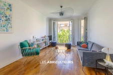Appartement<span></span>2 pièces<span></span>1 chambre<span></span>52 m2<span></span>Clichy