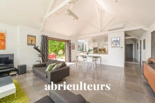 LA MEMBROLLE SUR CHOISILLE / TOURS<span></span>MAISON OSSATURE BOIS AVEC PISCINE<span></span>6 PIECES<span></span>4 CHAMBRES<span></span>1 BUREAU<span></span>170 M2<span></span>700.000 €