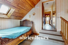 THIMORY<span></span>MAISON / APPARTEMENTS<span></span>8 PIÈCES <span></span>5 CHAMBRES<span></span>164 M2<span></span>132.500 €