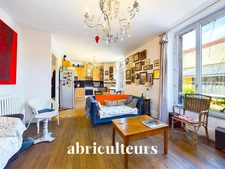 MONTARGIS CENTRE<span></span>MAISON<span></span>8 PIECES<span></span>5/6 CHAMBRES<span></span>210 M2<span></span>309000 €